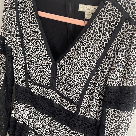 Burberry, with Tags. Leopard, lace dress. Size 0 - Picture 4 of 4